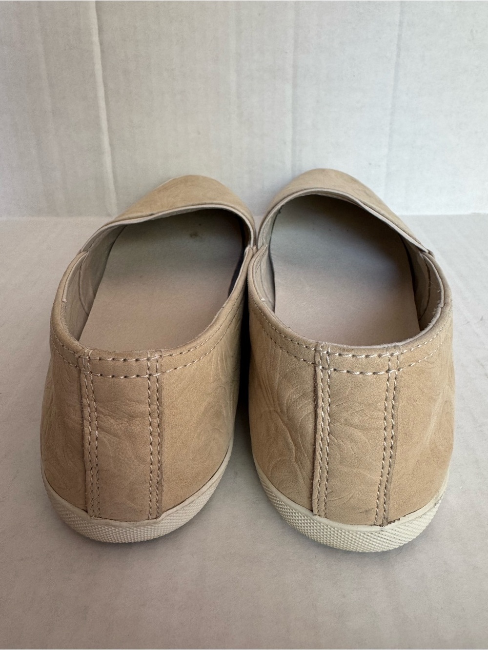 Frye Melanie Slip On Shoe - Picture 9 of 15